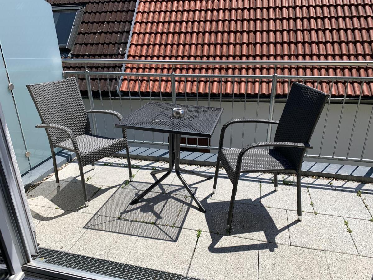 Businesswohnungen Haag Bei A7 Ebnat Exteriör bild