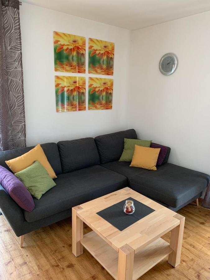 Businesswohnungen Haag Bei A7 Ebnat Exteriör bild